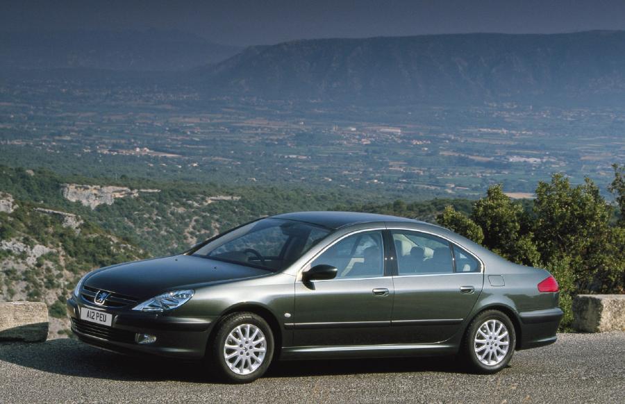 Peugeot 607 1999 года  (фото 41 из 53)